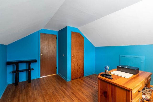 24 Greenmeadow Drive, Orchard Park, NY 14127