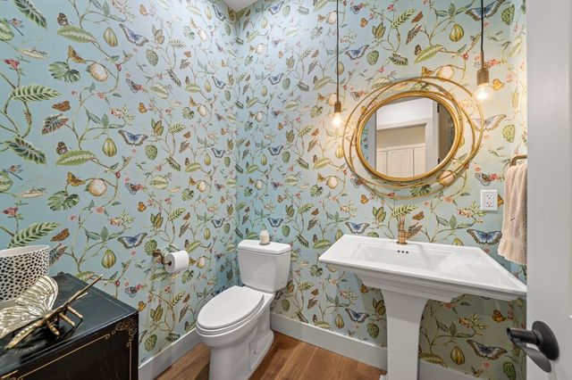 1025 Comanche Hills Dr, Kerrville, TX 78028