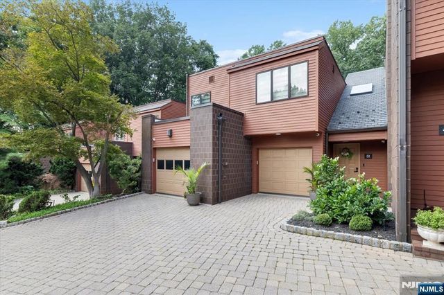51 Old Quarry Road, Englewood, NJ 07631