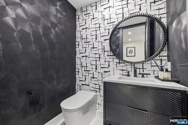 51 Old Quarry Road, Englewood, NJ 07631