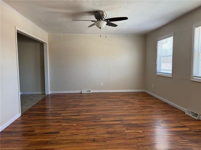 200 S Harrison Street, Oregon, MO 64473