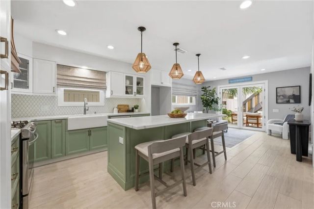 613 9th, Huntington Beach, CA 92648