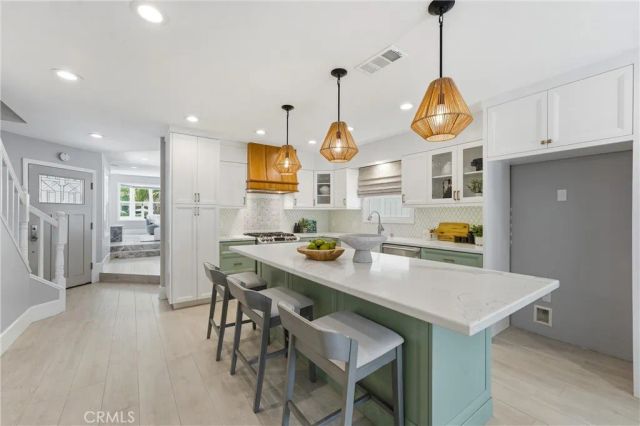 613 9th, Huntington Beach, CA 92648