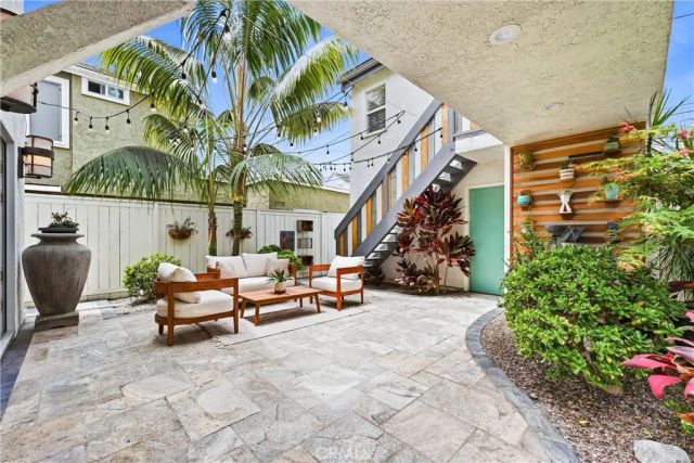 613 9th, Huntington Beach, CA 92648