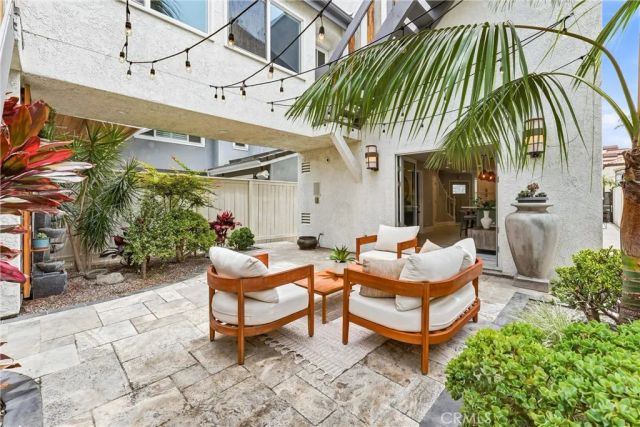 613 9th, Huntington Beach, CA 92648