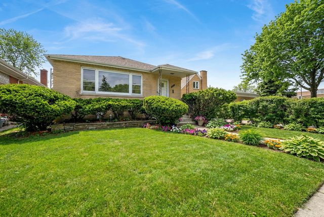 5265 W Devon Avenue, Chicago, IL 60646