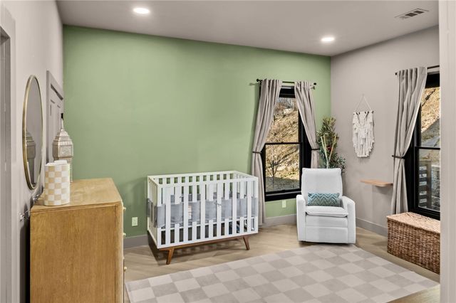 514 N Vinson, Fayetteville, AR 72701