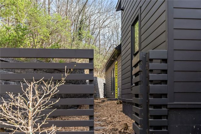 514 N Vinson, Fayetteville, AR 72701