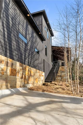 514 N Vinson, Fayetteville, AR 72701