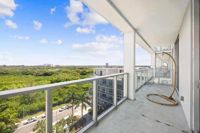 2000 Metropica Way 802, Sunrise, FL 33323