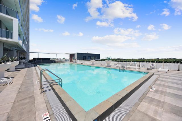 2000 Metropica Way 802, Sunrise, FL 33323