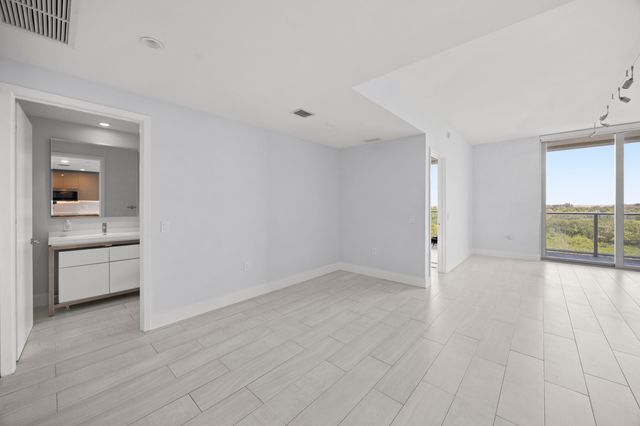 2000 Metropica Way 802, Sunrise, FL 33323