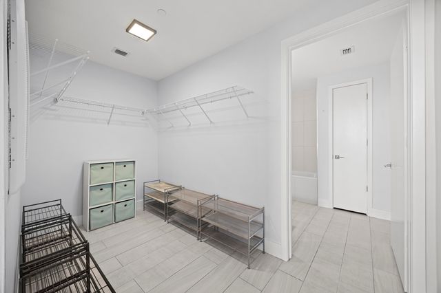 2000 Metropica Way 802, Sunrise, FL 33323
