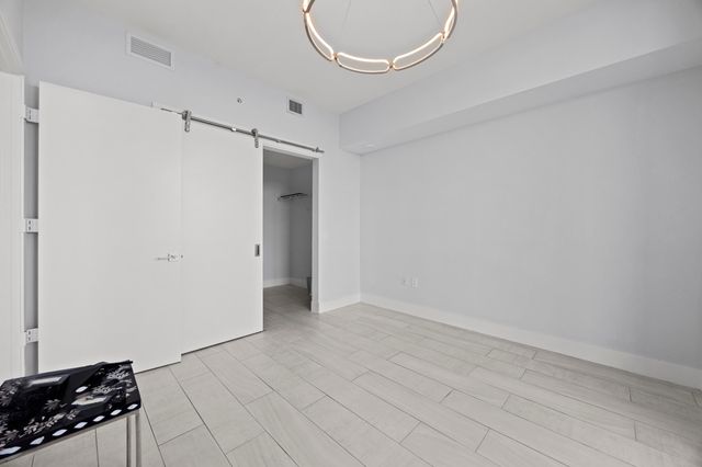 2000 Metropica Way 802, Sunrise, FL 33323