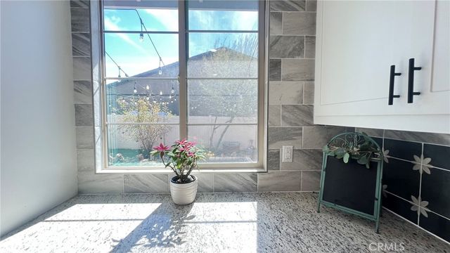 10885 Verna, Loma Linda, CA 92354