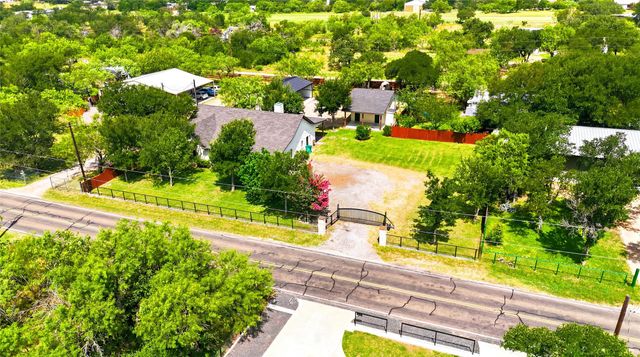 1303 Prairie Creek RD, Granite Shoals, TX 78654