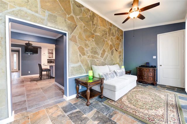 303 Shady Glen Lane, Conroe, TX 77385