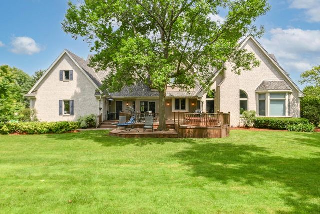 4025 W Stonefield ROAD, Mequon, WI 53092
