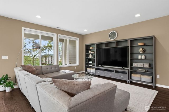 14824 179th Avenue E, Bonney Lake, WA 98391
