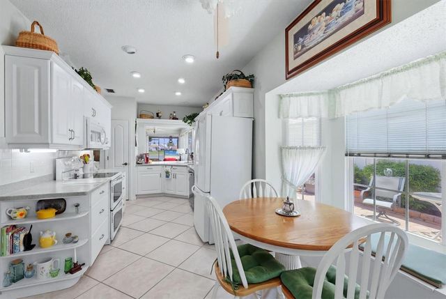 1703 MOON DRIVE, Venice, FL 34292