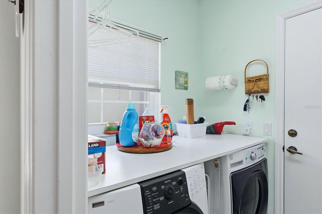 1703 MOON DRIVE, Venice, FL 34292