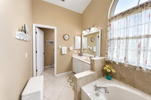 1703 MOON DRIVE, Venice, FL 34292