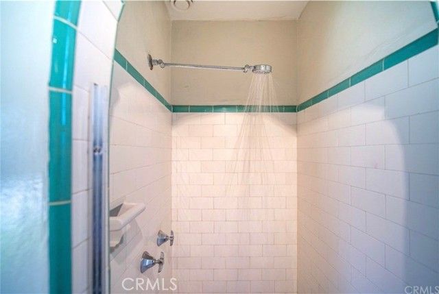 2421 N Heliotrope Drive, Santa Ana, CA 92706