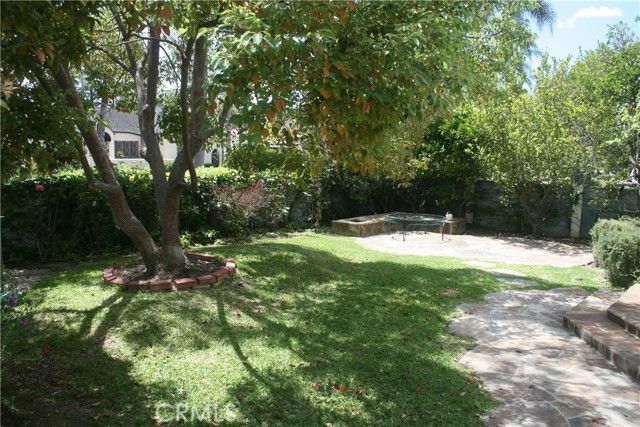 2421 N Heliotrope Drive, Santa Ana, CA 92706