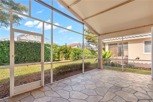 9390 Sun River WAY, Estero, FL 33928