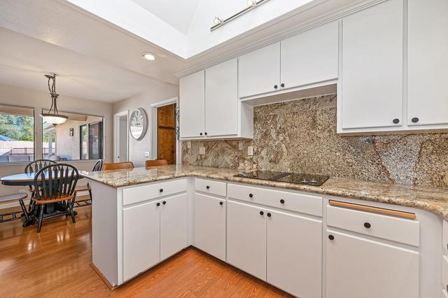 8666 Gaines Ave, Orangevale, CA 95662