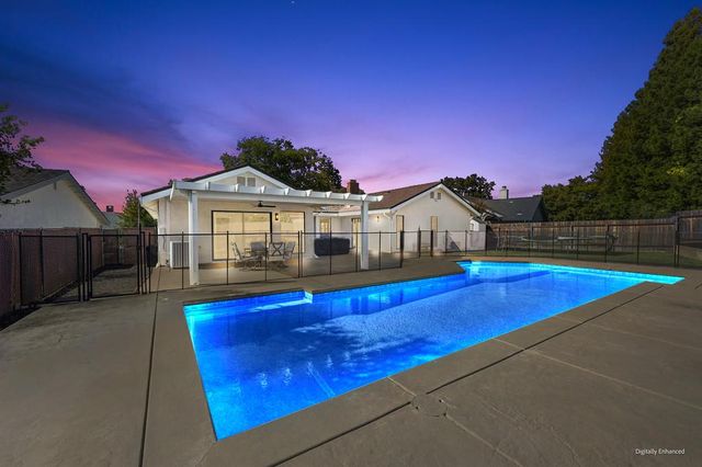8666 Gaines Ave, Orangevale, CA 95662