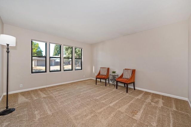 8666 Gaines Ave, Orangevale, CA 95662