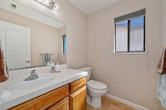 8666 Gaines Ave, Orangevale, CA 95662