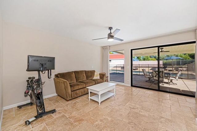 8666 Gaines Ave, Orangevale, CA 95662