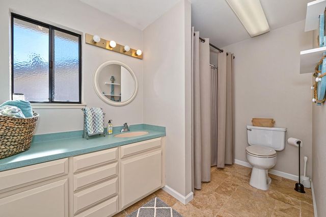 8666 Gaines Ave, Orangevale, CA 95662