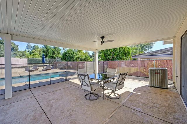 8666 Gaines Ave, Orangevale, CA 95662