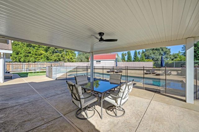 8666 Gaines Ave, Orangevale, CA 95662