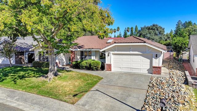8666 Gaines Ave, Orangevale, CA 95662