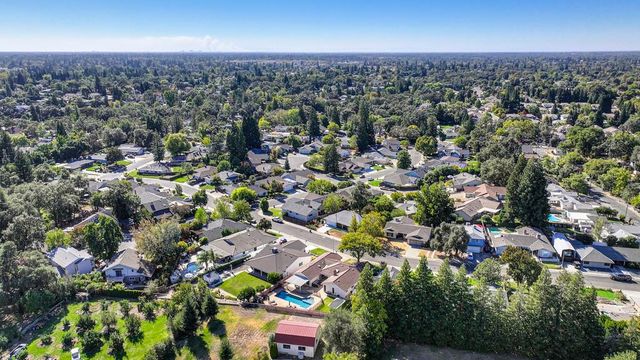 8666 Gaines Ave, Orangevale, CA 95662