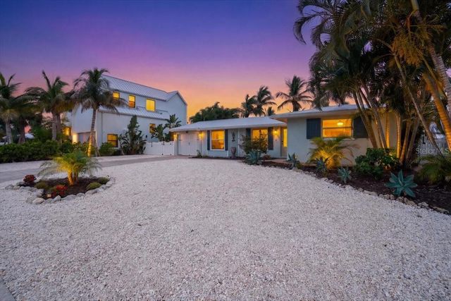 520 69TH STREET, Holmes Beach, FL 34217