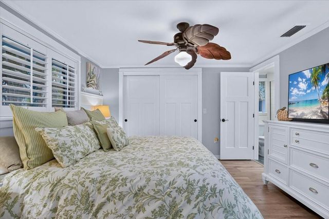 520 69TH STREET, Holmes Beach, FL 34217