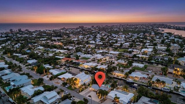 520 69TH STREET, Holmes Beach, FL 34217
