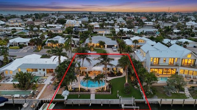 520 69TH STREET, Holmes Beach, FL 34217