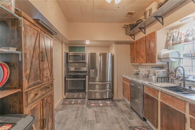 526 S Reno Avenue, El Reno, OK 73036