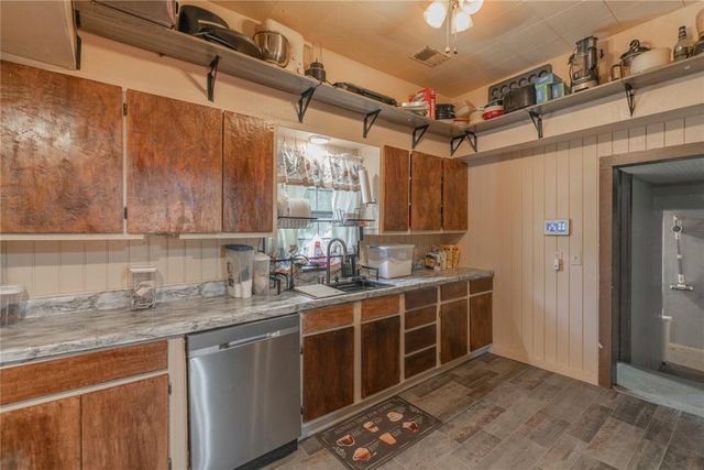 526 S Reno Avenue, El Reno, OK 73036