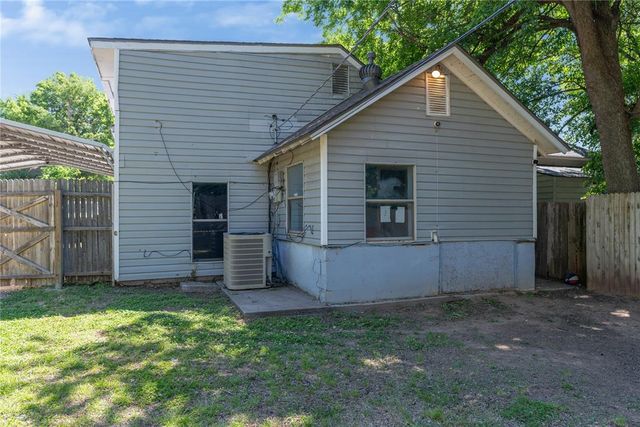 526 S Reno Avenue, El Reno, OK 73036