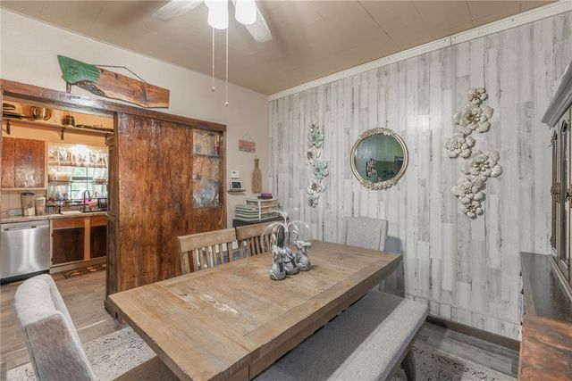 526 S Reno Avenue, El Reno, OK 73036