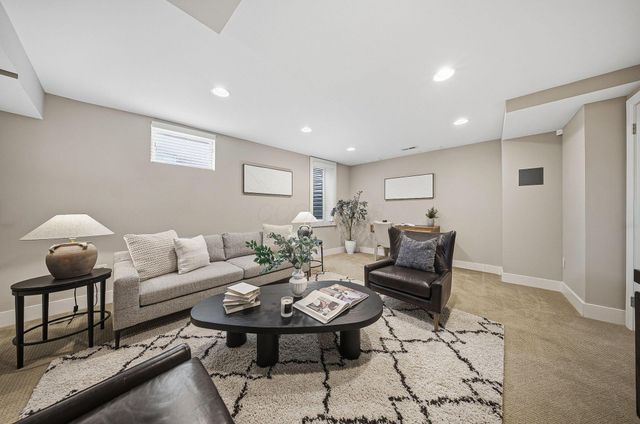 567 Lathrop Street, Columbus, OH 43206