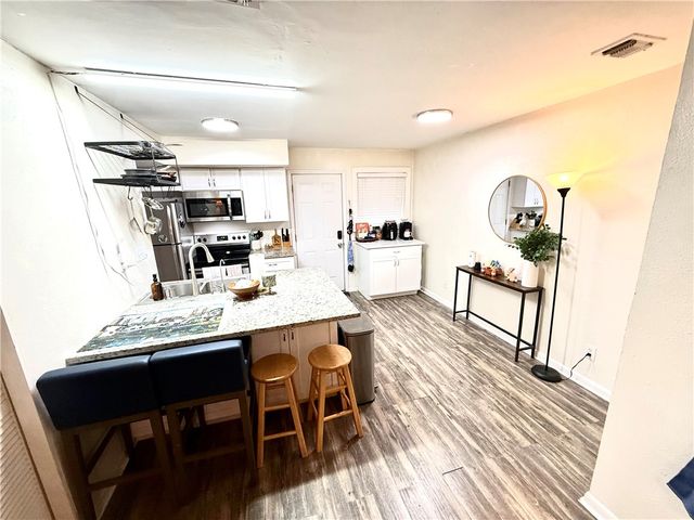 2413 Leon Street 108, Austin, TX 78705