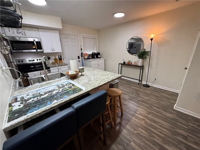 2413 Leon Street 108, Austin, TX 78705